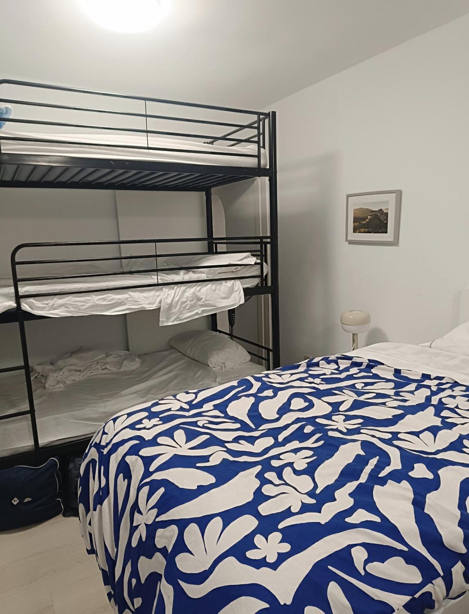 Hostel Latimoamericano Masculino Madrid Eksteriør billede
